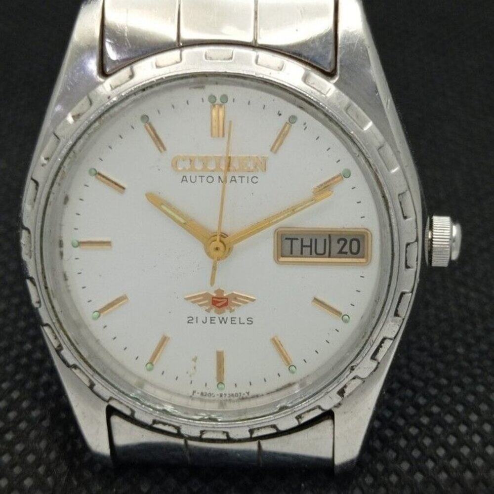 Vintage 1987 Citizen Automatic Mens Silver Watch W/daydate & Gold accents - Picture 3 of 8